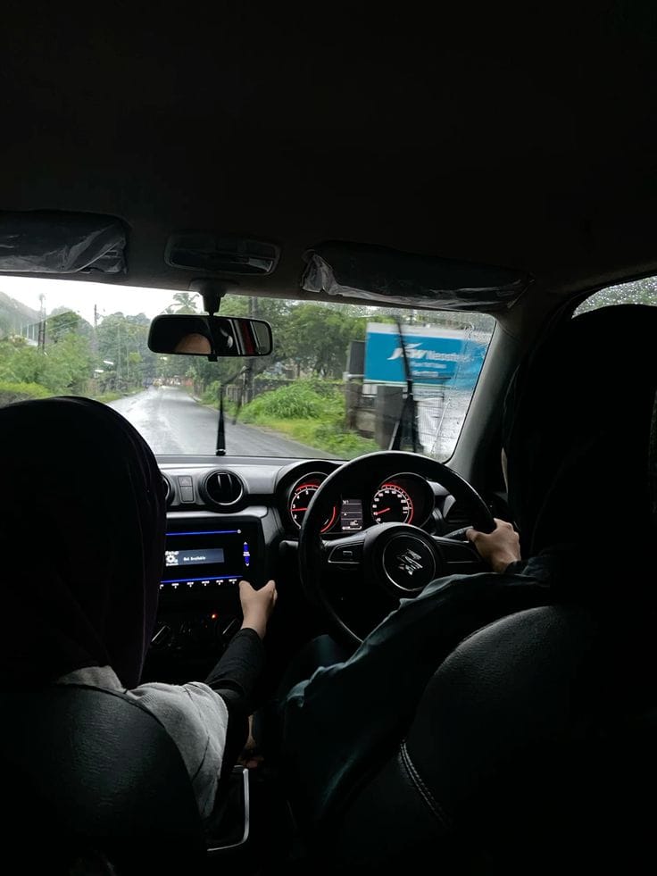 taxi service samya retreats munnar kochi